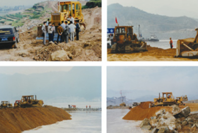 TY220榮獲國內(nèi)大馬力推土機(jī)1000小時(shí)試驗(yàn)質(zhì)量第一名。